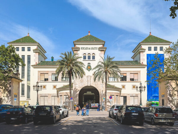 Abastos market in Arrancapins neighborhood, Extremurs, Valencia