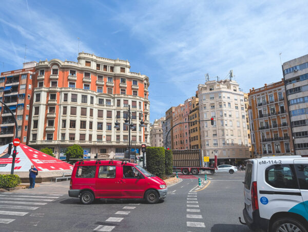 Plaza de Espana in Arrancapins, Extremurs, 3rd district of Valencia