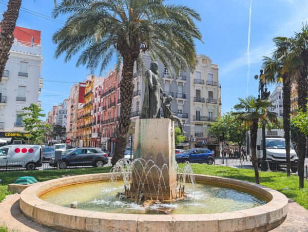 Plaza del Bisbe Amigo in Arrancapins, Extremurs, 3rd district of Valencia