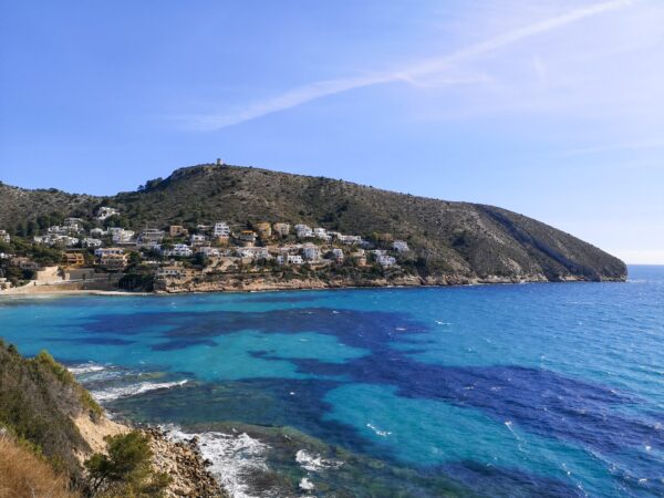 El Portet beach (Playa del Portet) and the Cap d'Or watchtower hill, Moraira